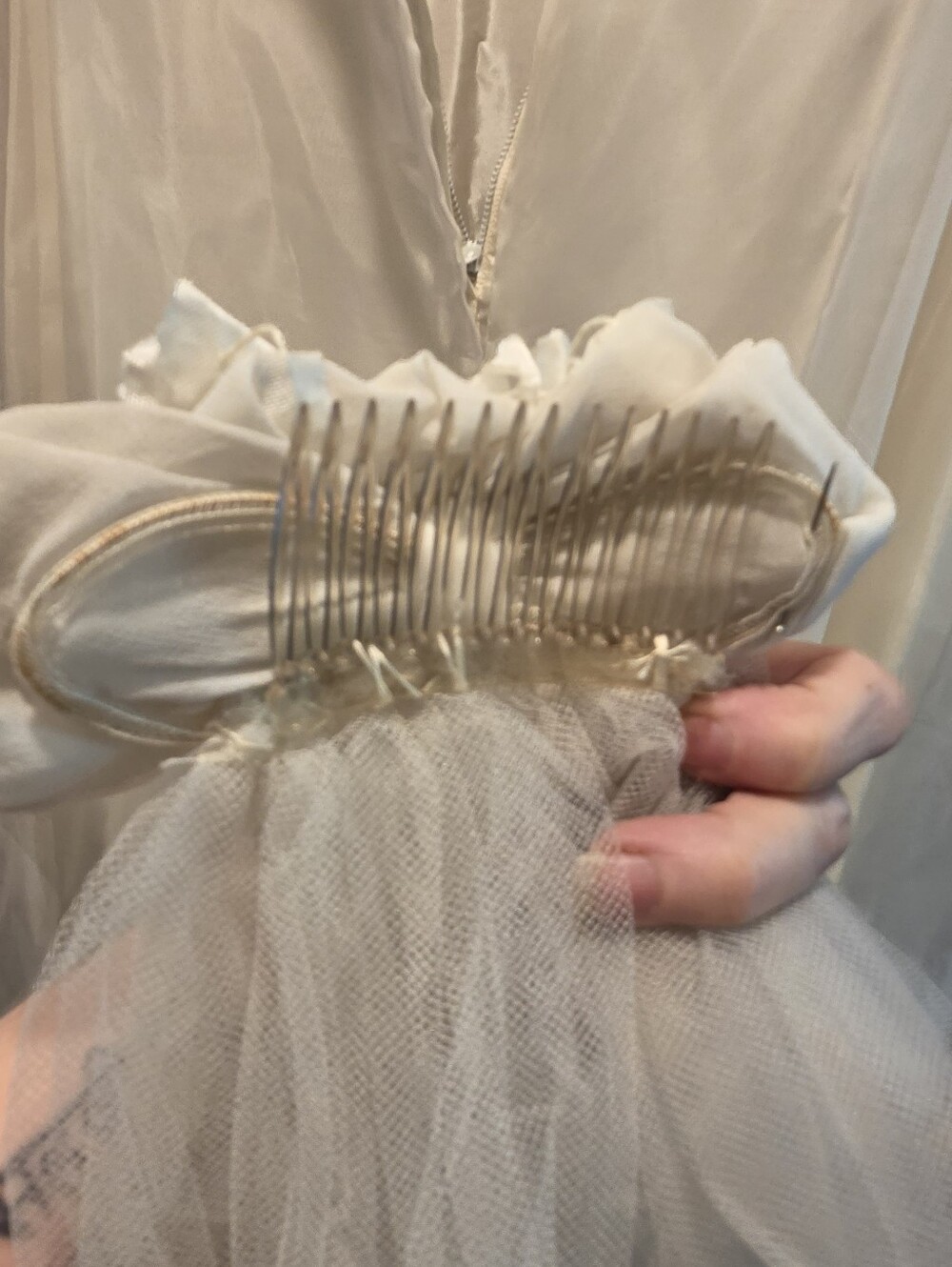 Elegant Cream Handmade Vintage Luxury Wedding Daisey Trim Dress Sz12 - Picture 12 of 13